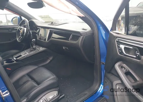 2017 Porsche Macan from USA, damaged, VIN WP1AA2A55HLB02216